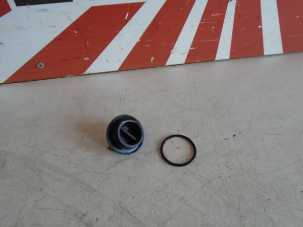 Kawasaki GPX750R Oil Filler Cap / GPX Engine Oil Cap