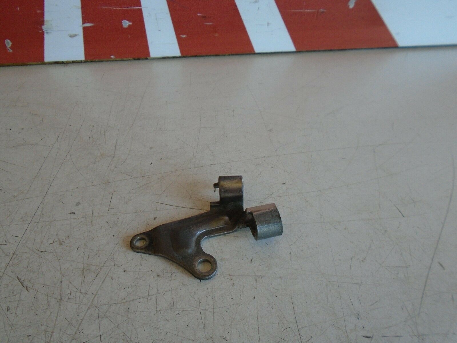 Honda VF1000F Carb Throttle Cable Bracket 