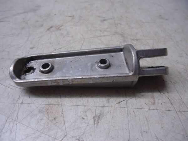 YAMAHA YZF1000 LH FRONT  FOOTREST R1 FOOTPEG