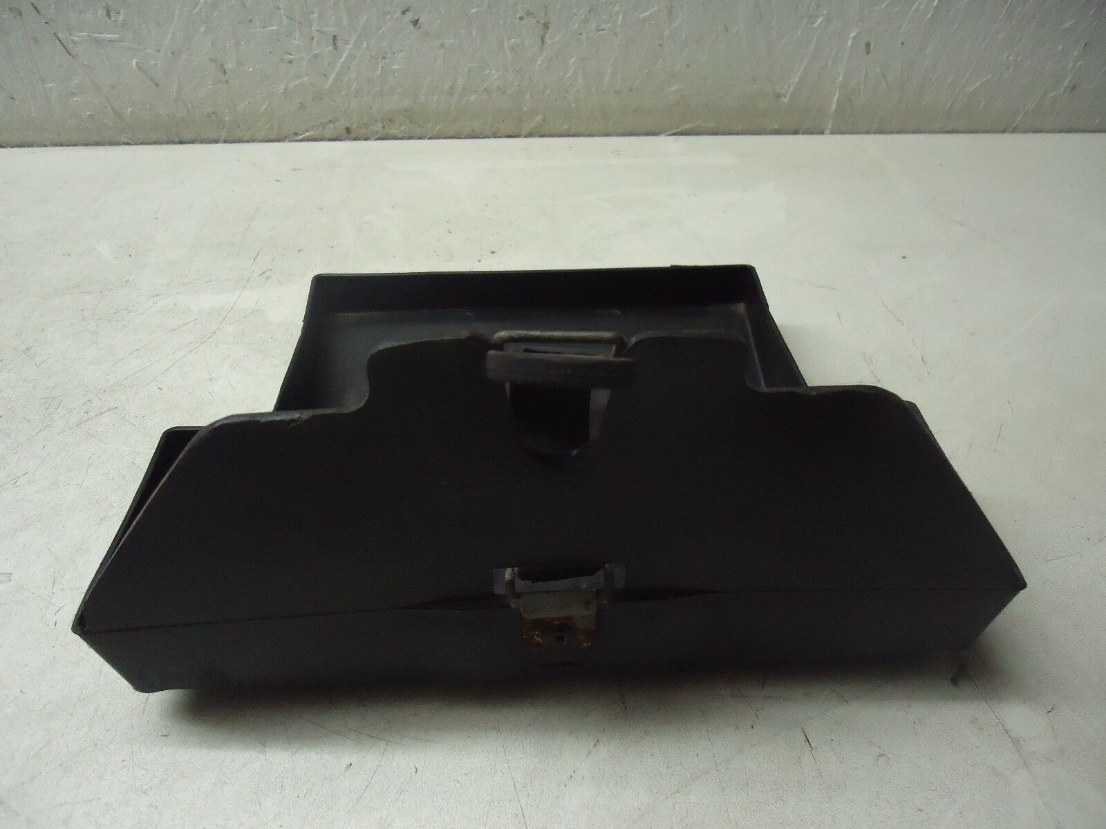 Yamaha XJ600F Tool Tray 1991 XJ600 Pre Diversion Tool Storage