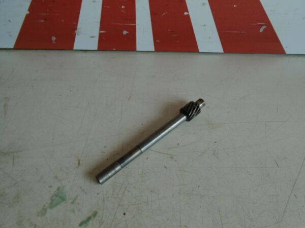 Suzuki GT380 Oil Pump Shaft GT380 Oil Pump Shaft