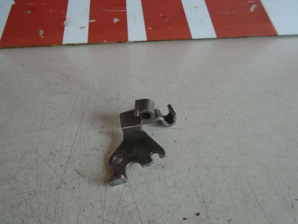 Kawasaki GPX750R Carb Throttle Cable Bracket