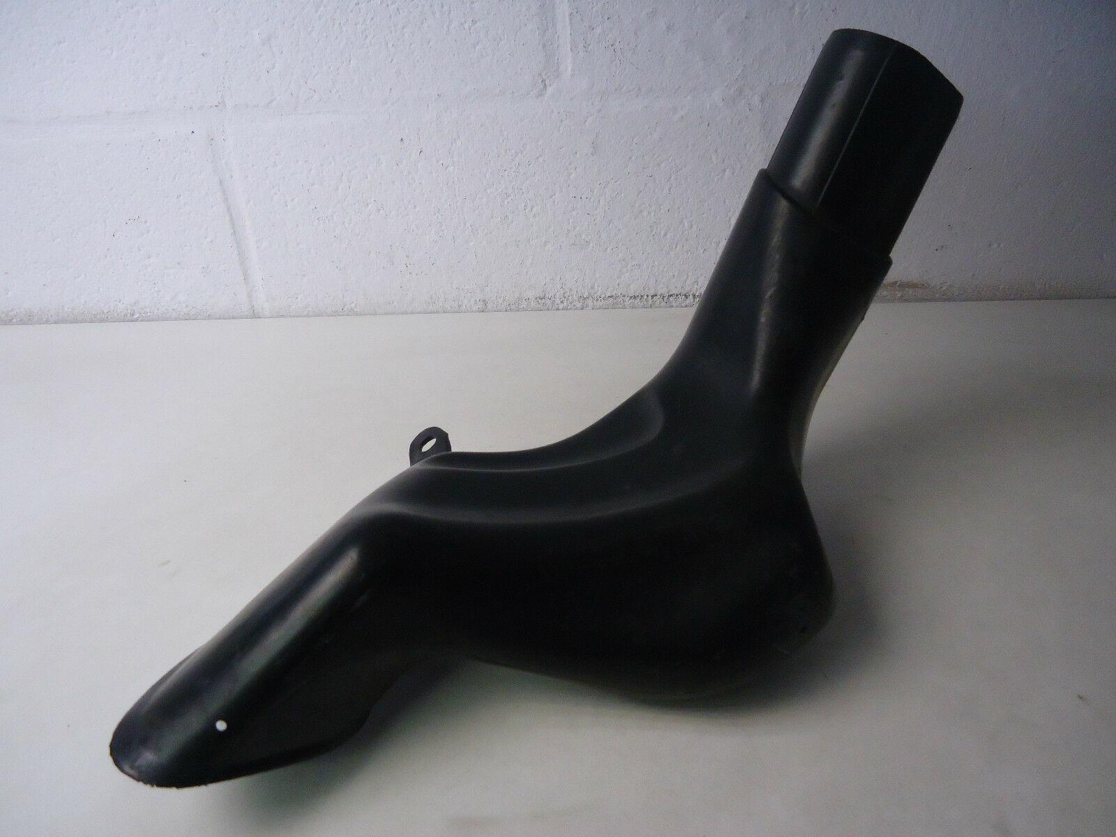 Suzuki GSX1300R Hayabusa Fairing Air Intake Pipe