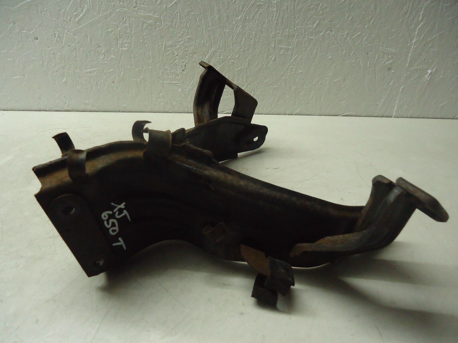 Yamaha XJ650 Turbo Front Frame Fairing Stay Bracket