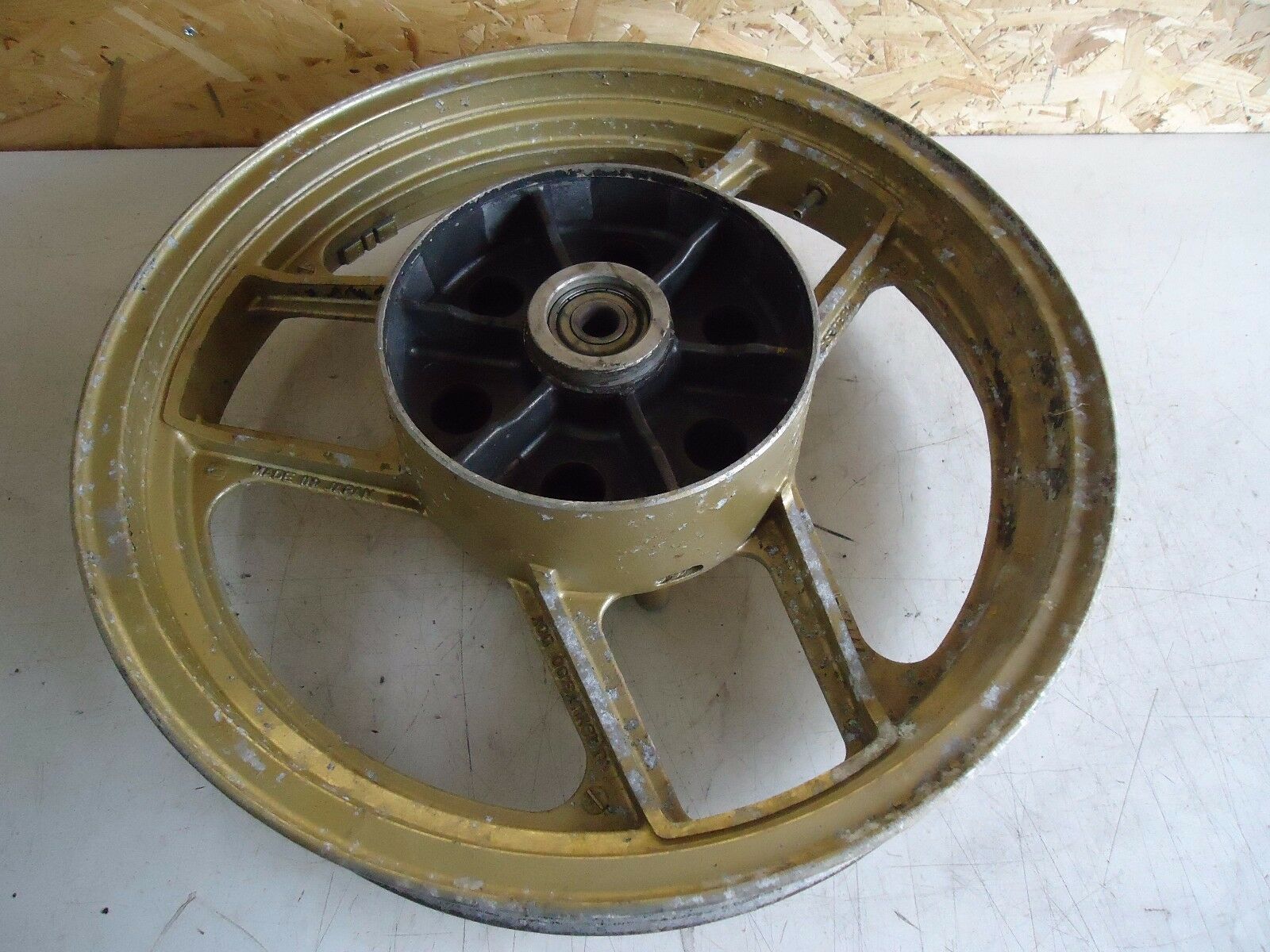 Kawasaki GPZ900R Rear Wheel