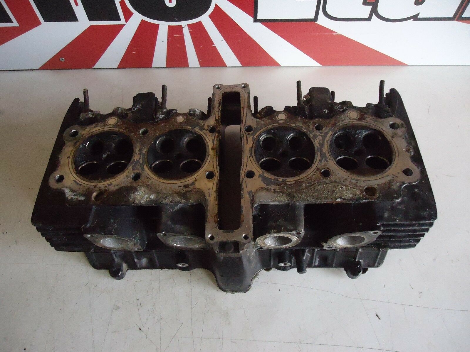 Honda CBX750F Cylinder Head CBX Engine Cylinder Head