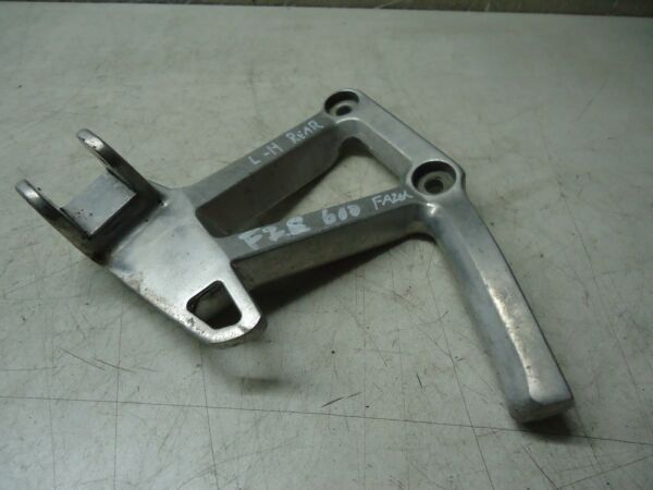 Yamaha FZS600 Fazer Rear Footrest Hanger