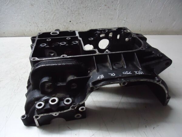 Kawasaki GPZ750R Engine Crankcases GPz Pair Crankcases