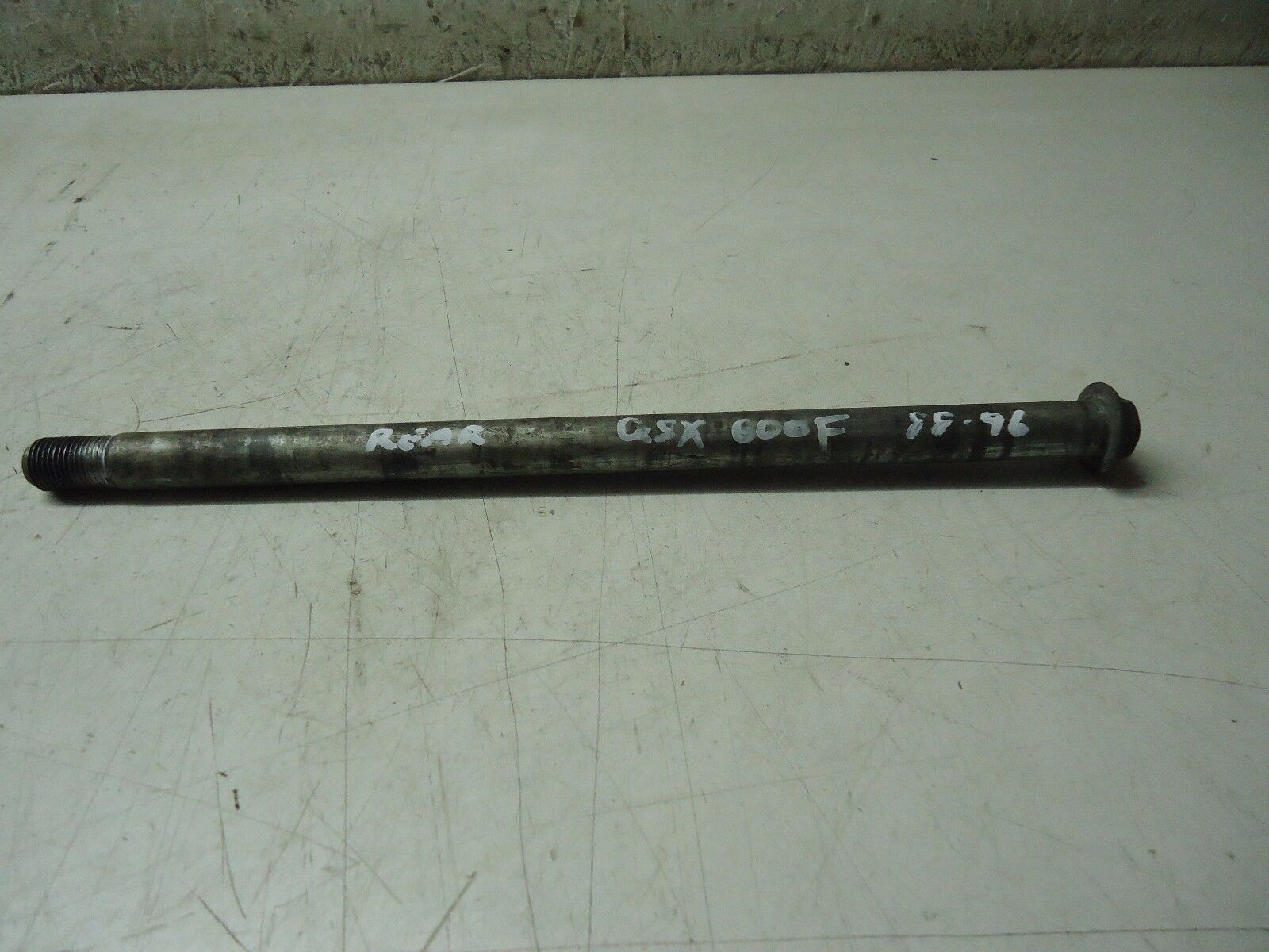 Suzuki GSX600F Rear Wheel Spindle Axle