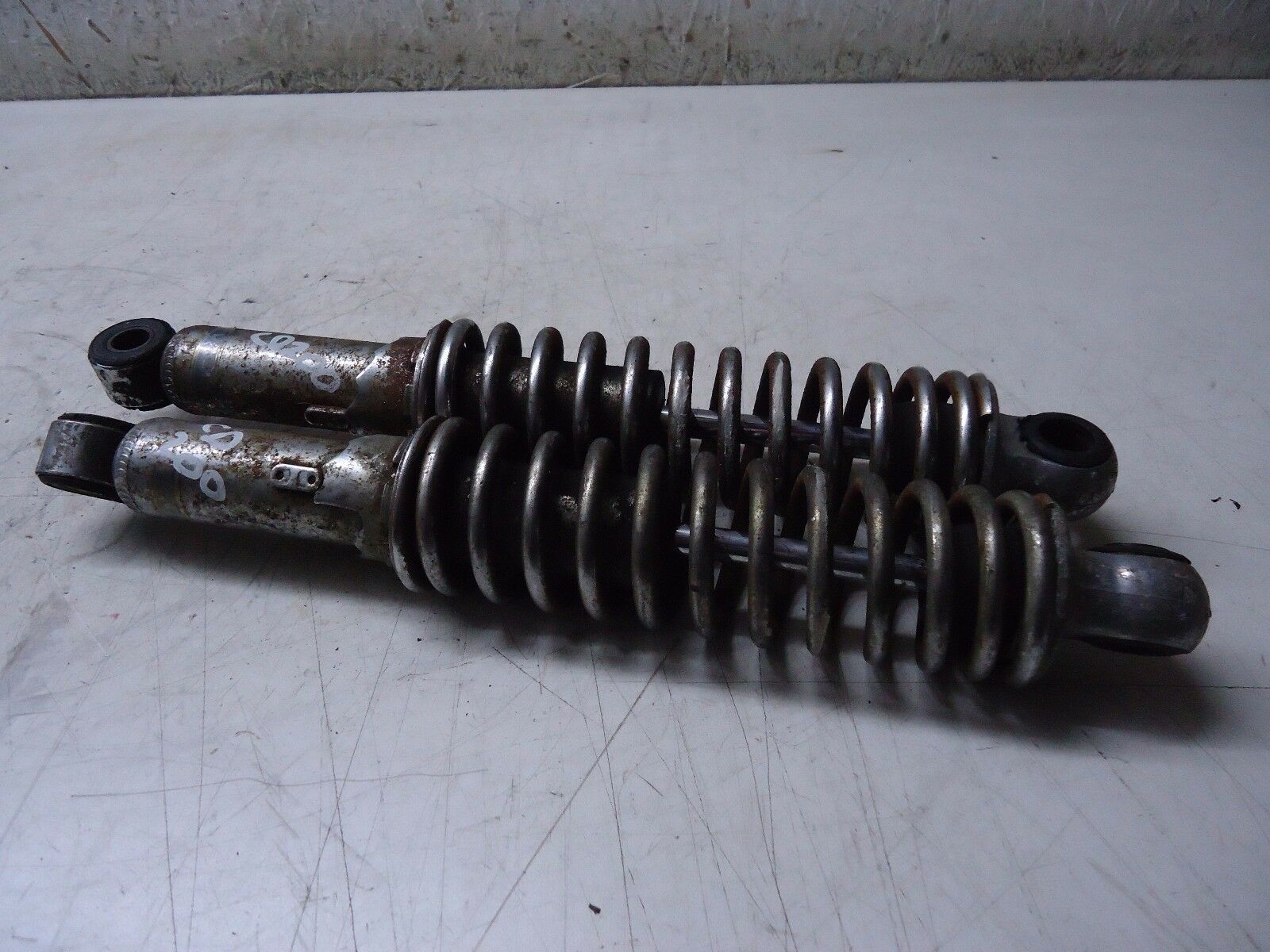 Honda CD200 Shock Absorbers