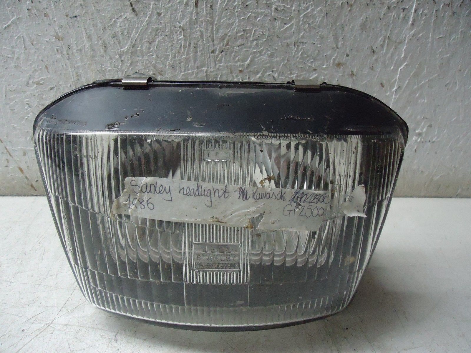 Kawasaki GPZ500s Headlight 1986 GPz500 Headlight