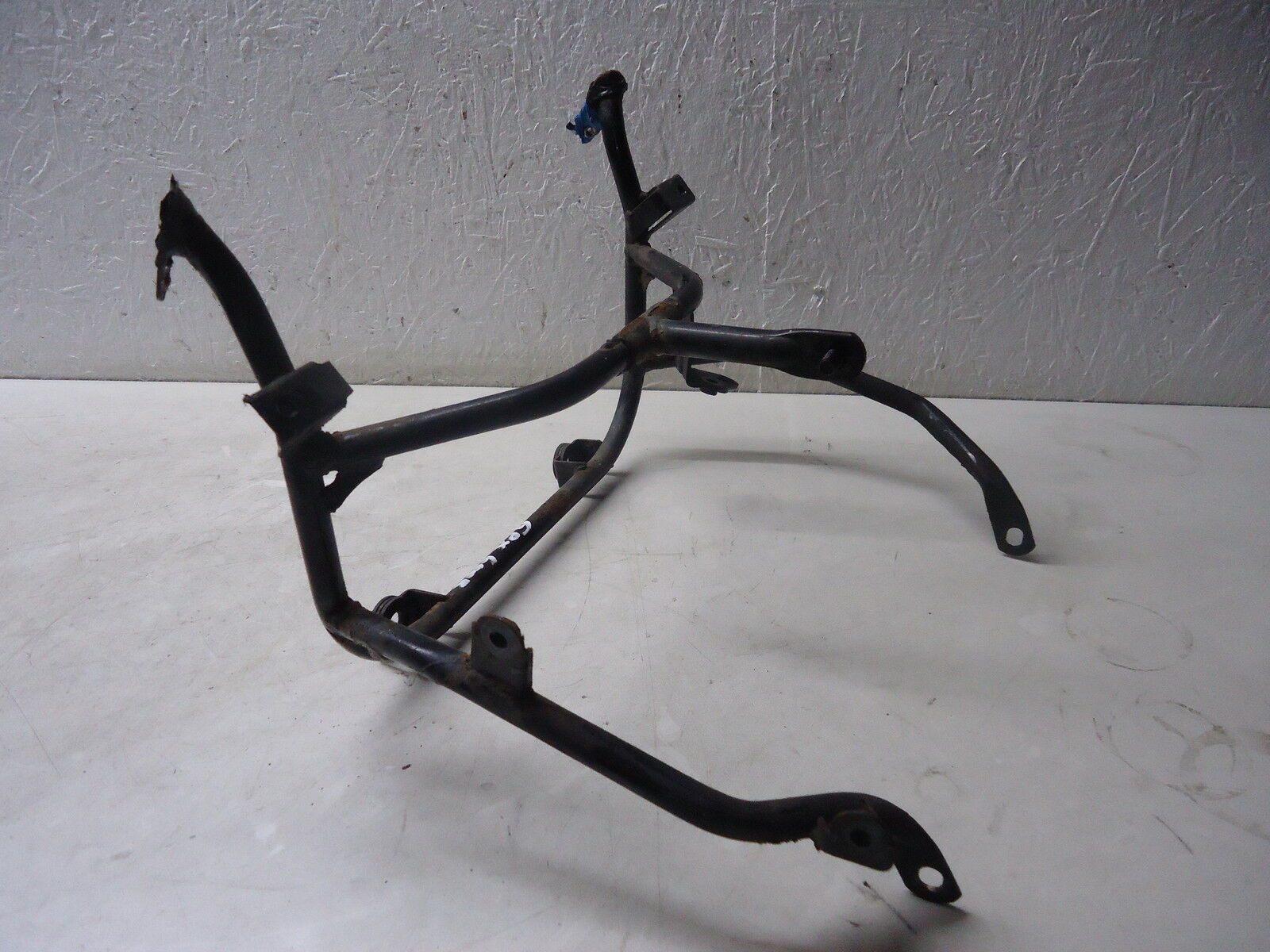 Kawasaki GPX600R Fairing Stay Front Frame