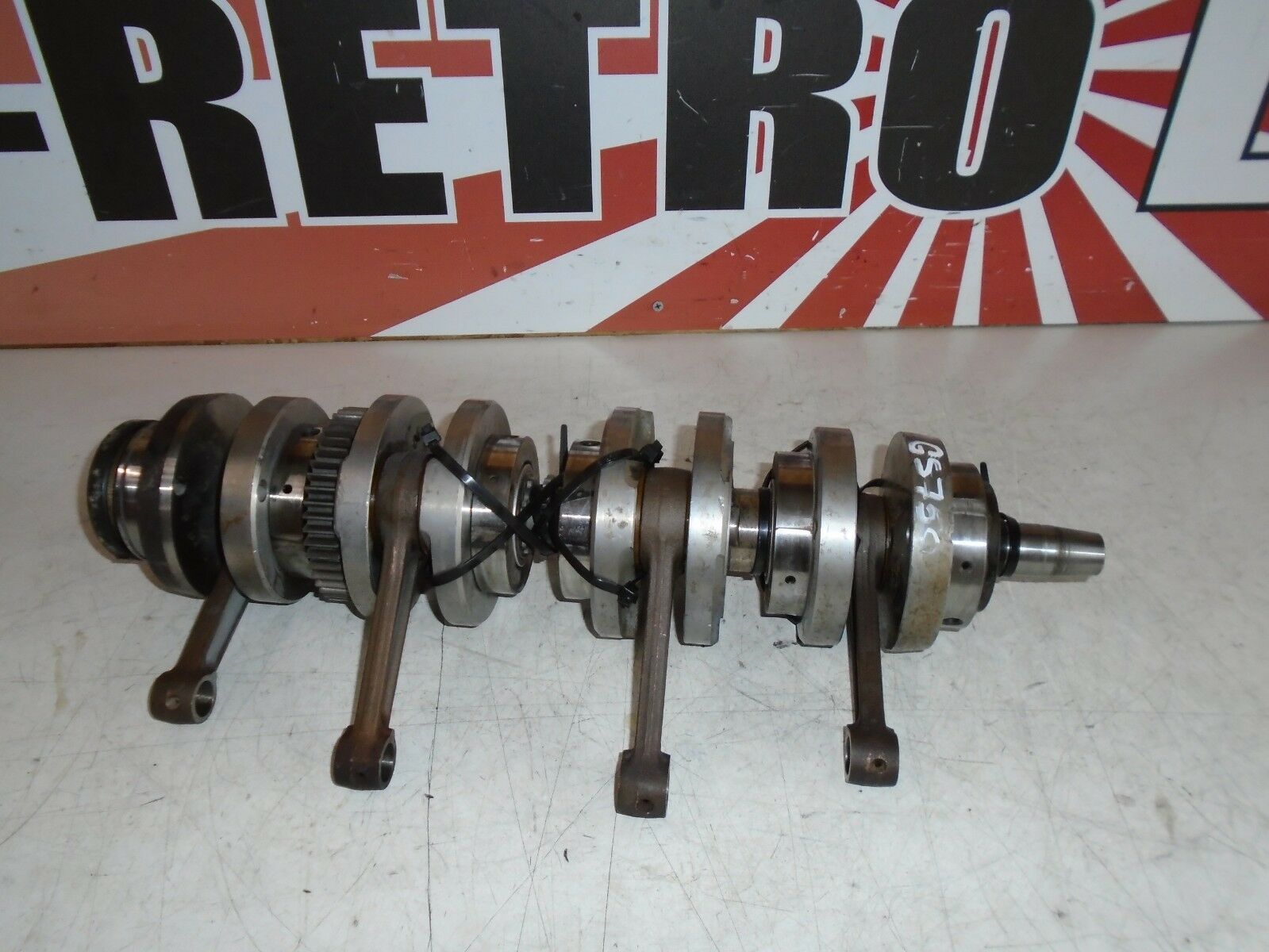 Suzuki GS750 Engine Crankshaft & Conrods