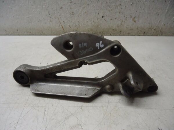 YAMAHA XJ600 RH FOOTREST HANGER 1996 