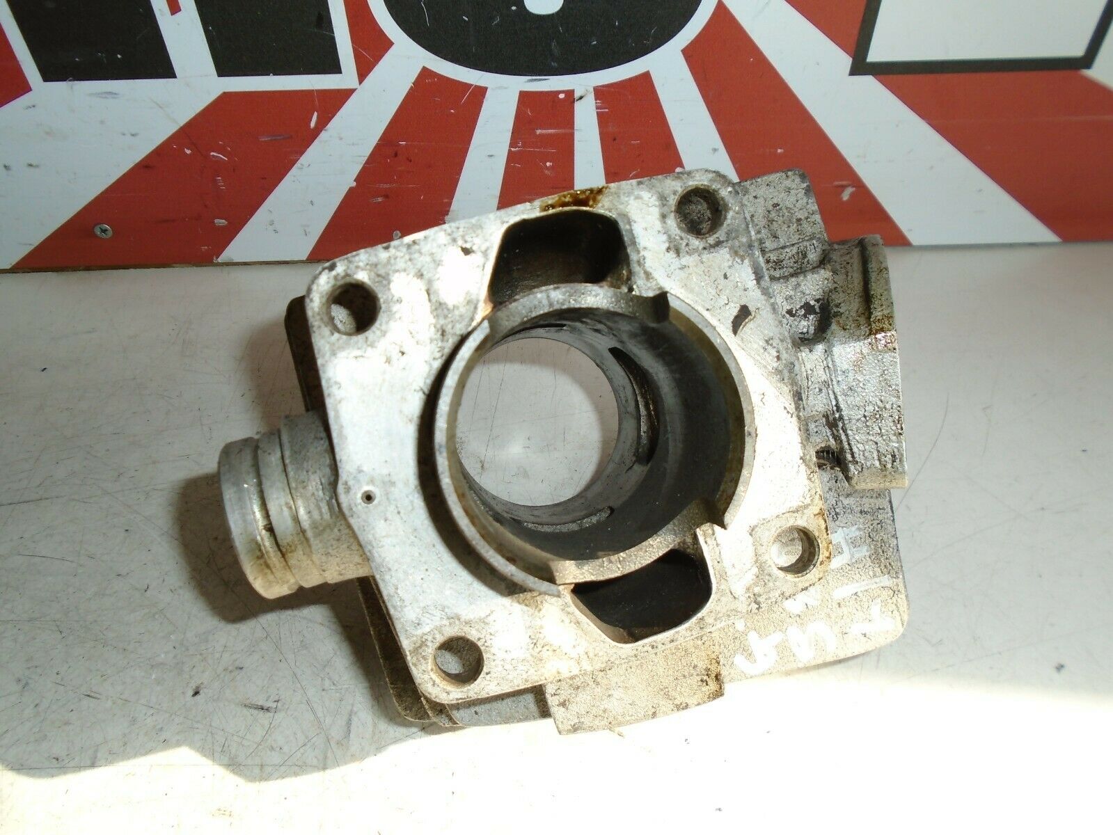 Suzuki GT380 Left Engine Barrell GT380 Engine Barrel