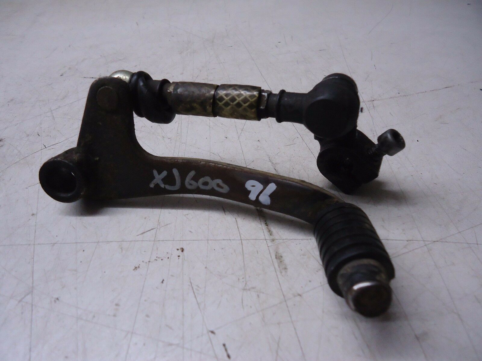 YAMAHA XJ600 GEAR CHANGE LEVER 1996 