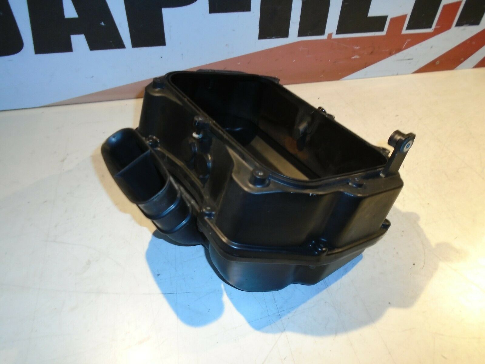 Honda VFR750F Airbox 1990 VFR750 Airbox