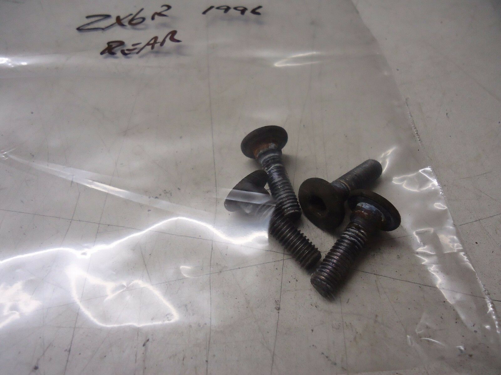 KAWASAKI ZX6R REAR BRAKE DISC BOLTS 1996 