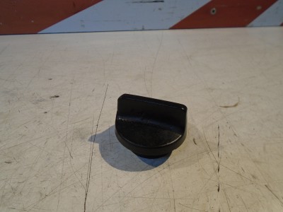 Kawasaki GT750 Engine Oil Filler Cap