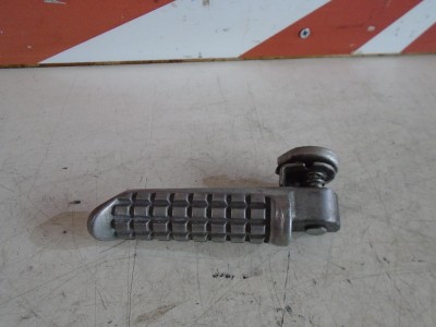 Kawasaki GPX750R Rear Footrest