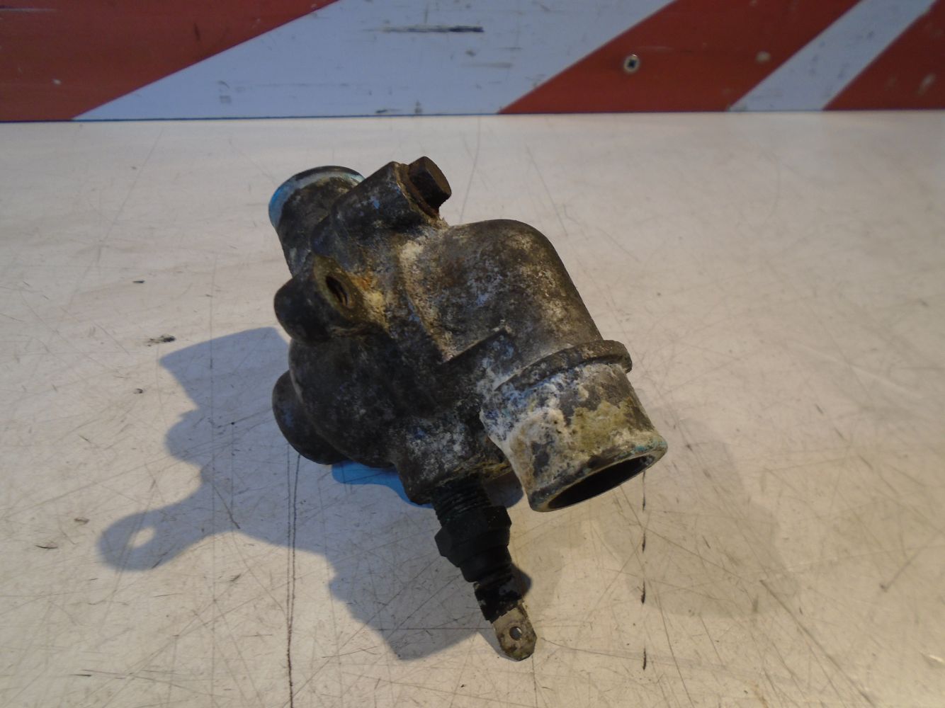 Kawasaki ZZR250 Thermostat Housing