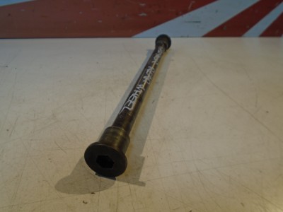 Kawasaki GPZ900R Rear Wheel Spindle Axle