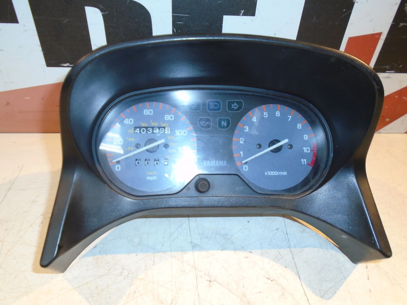 Yamaha XJ600s Diversion MPH Clocks