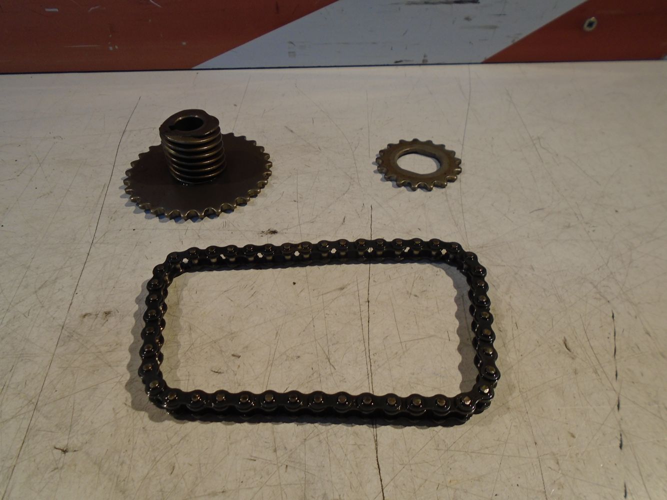 Honda CB250N Superdream Oil Pump Gear & Chain