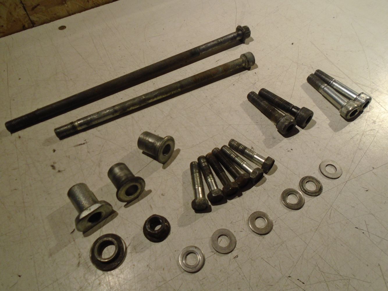 Yamaha FZR1000RU Engine Mount Bolts