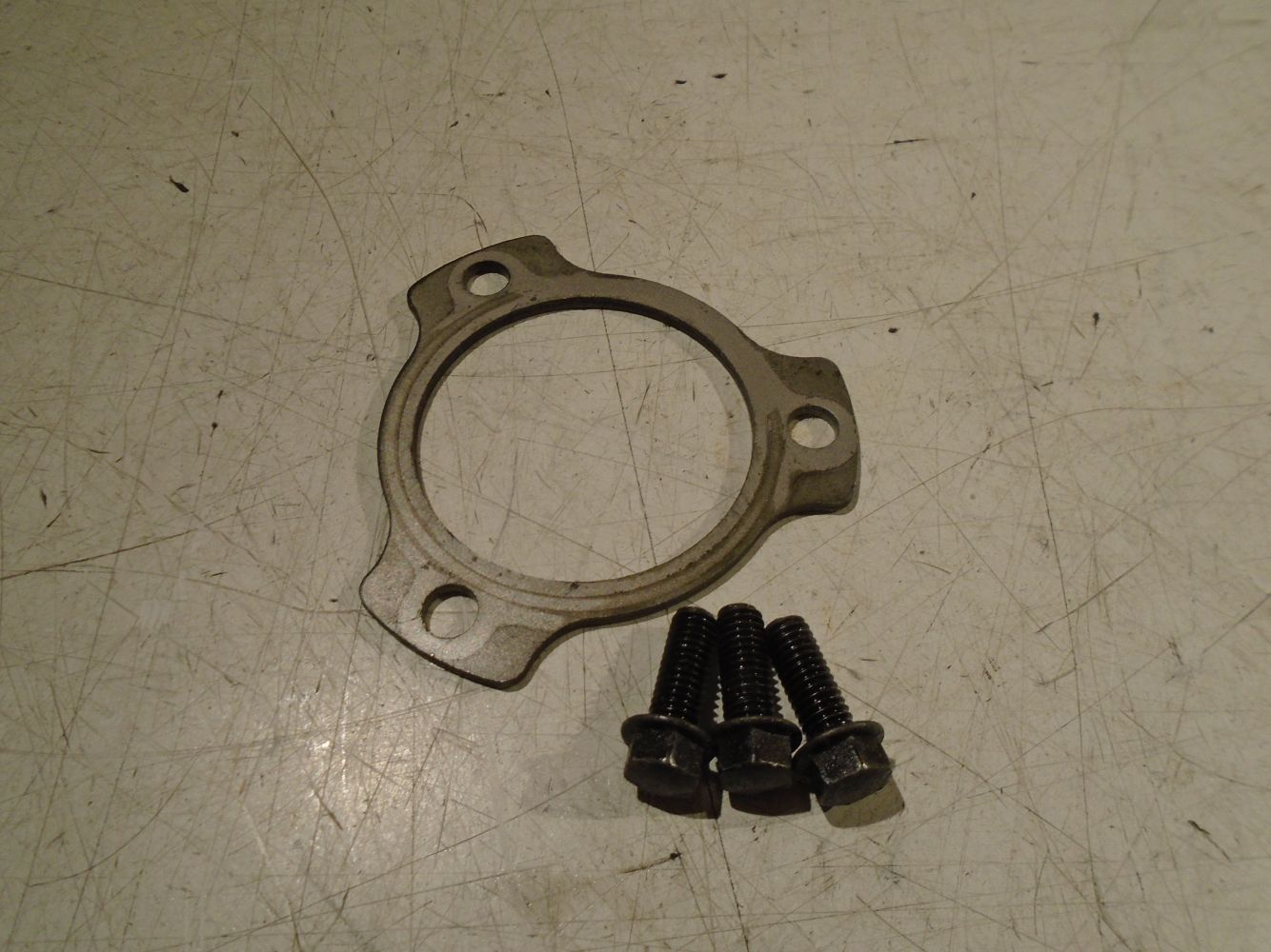 Yamaha FZR1000RU Starter Clutch Shaft Lock Plate