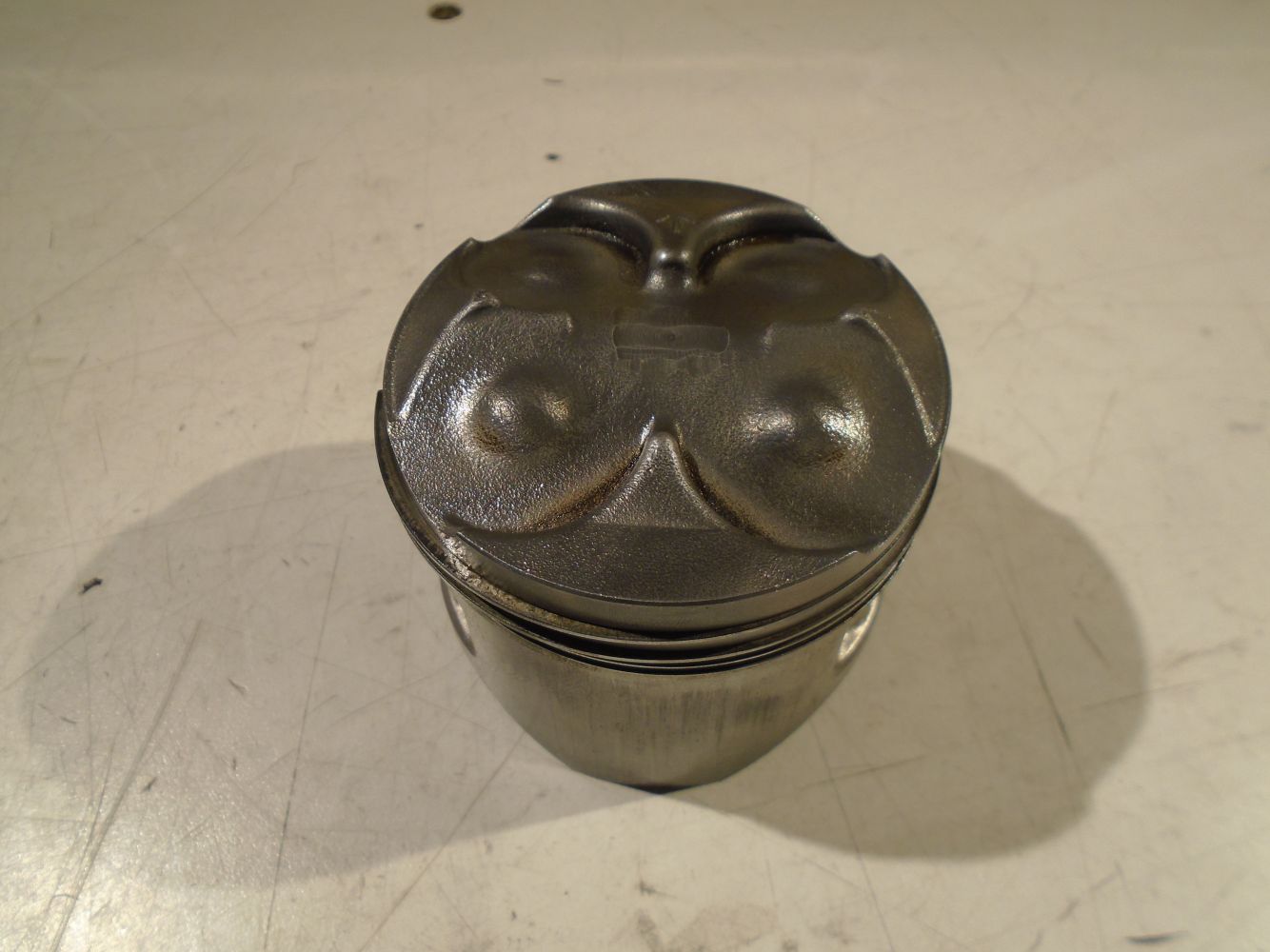 Kawasaki GPZ750R Engine Piston 