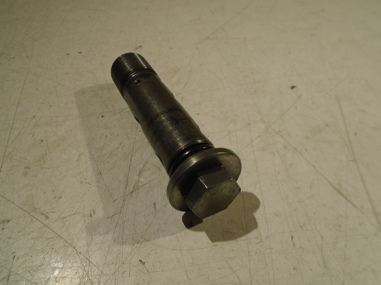 Kawasaki GPZ750R Oil Filter Bolt