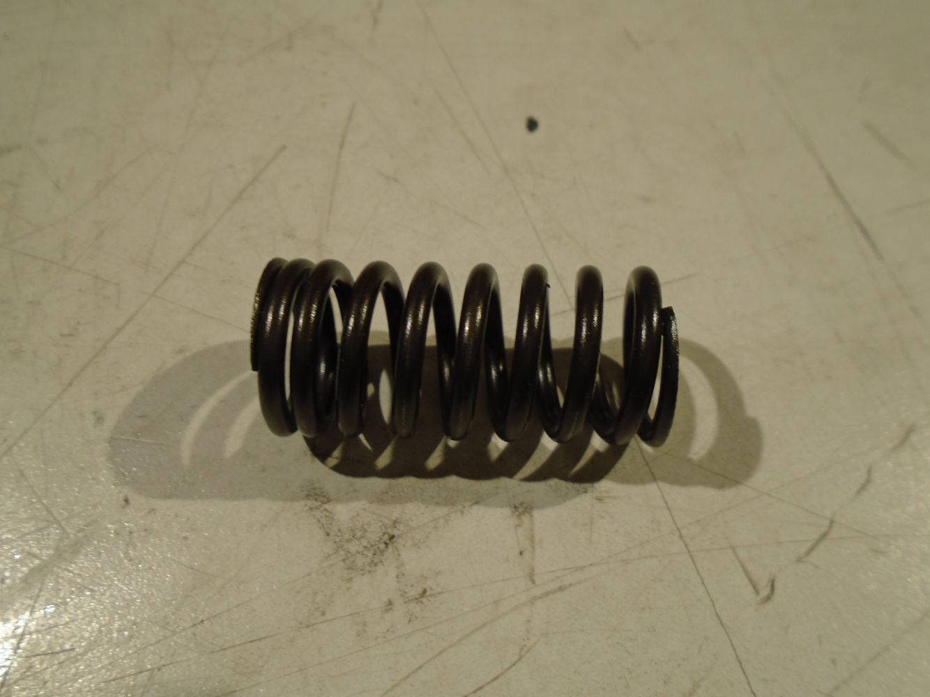 Kawasaki GPZ750R Valve Spring