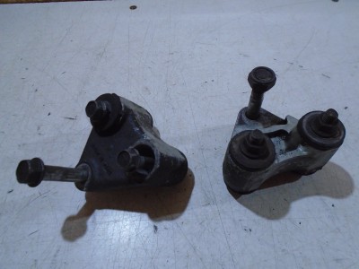 Kawasaki GPZ1000RX Engine Mounts