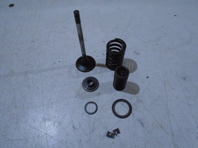 Kawasaki GPZ1000RX Inlet Valve