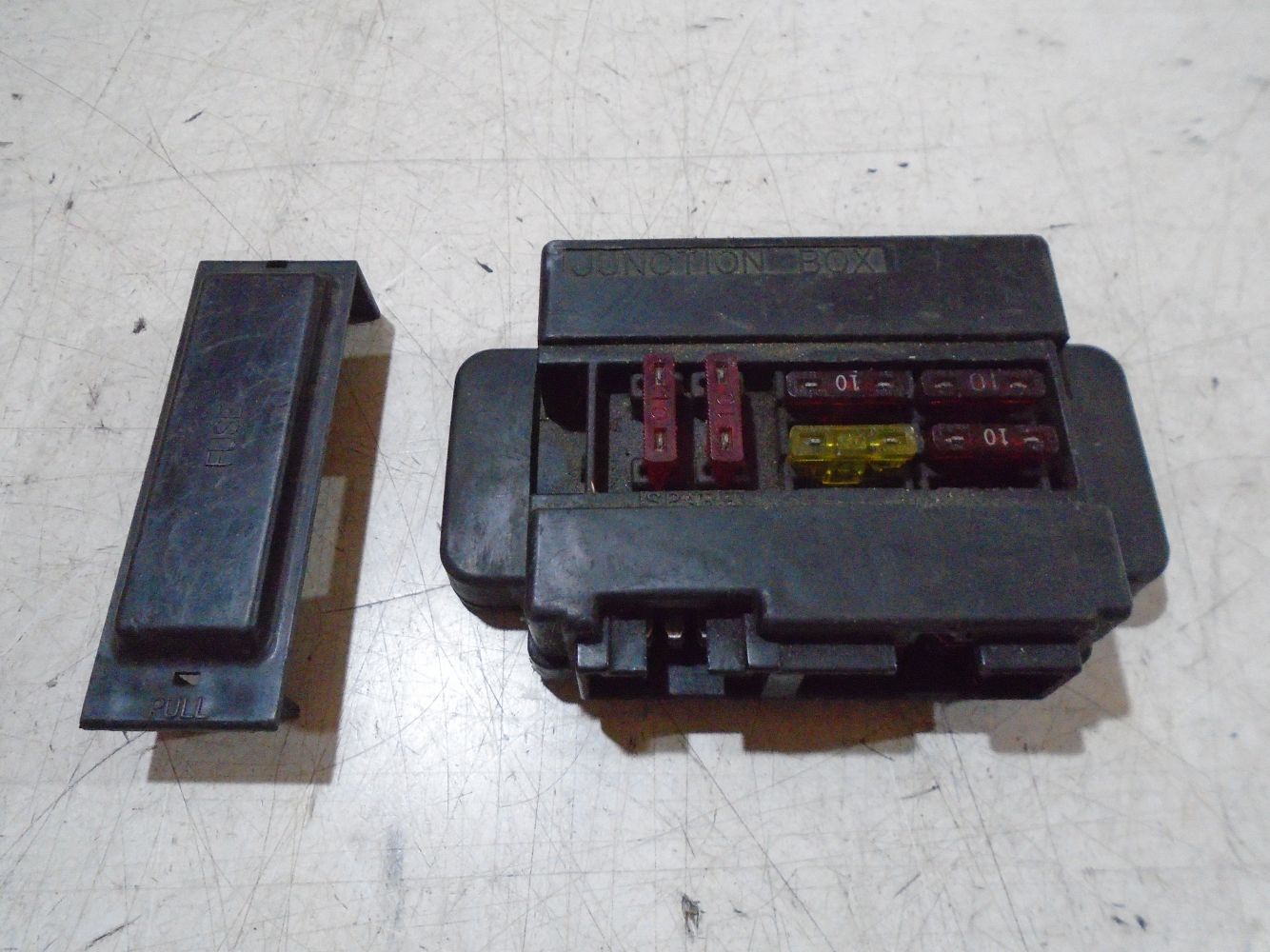 Kawasaki ZX10B Tomcat Fuse Box