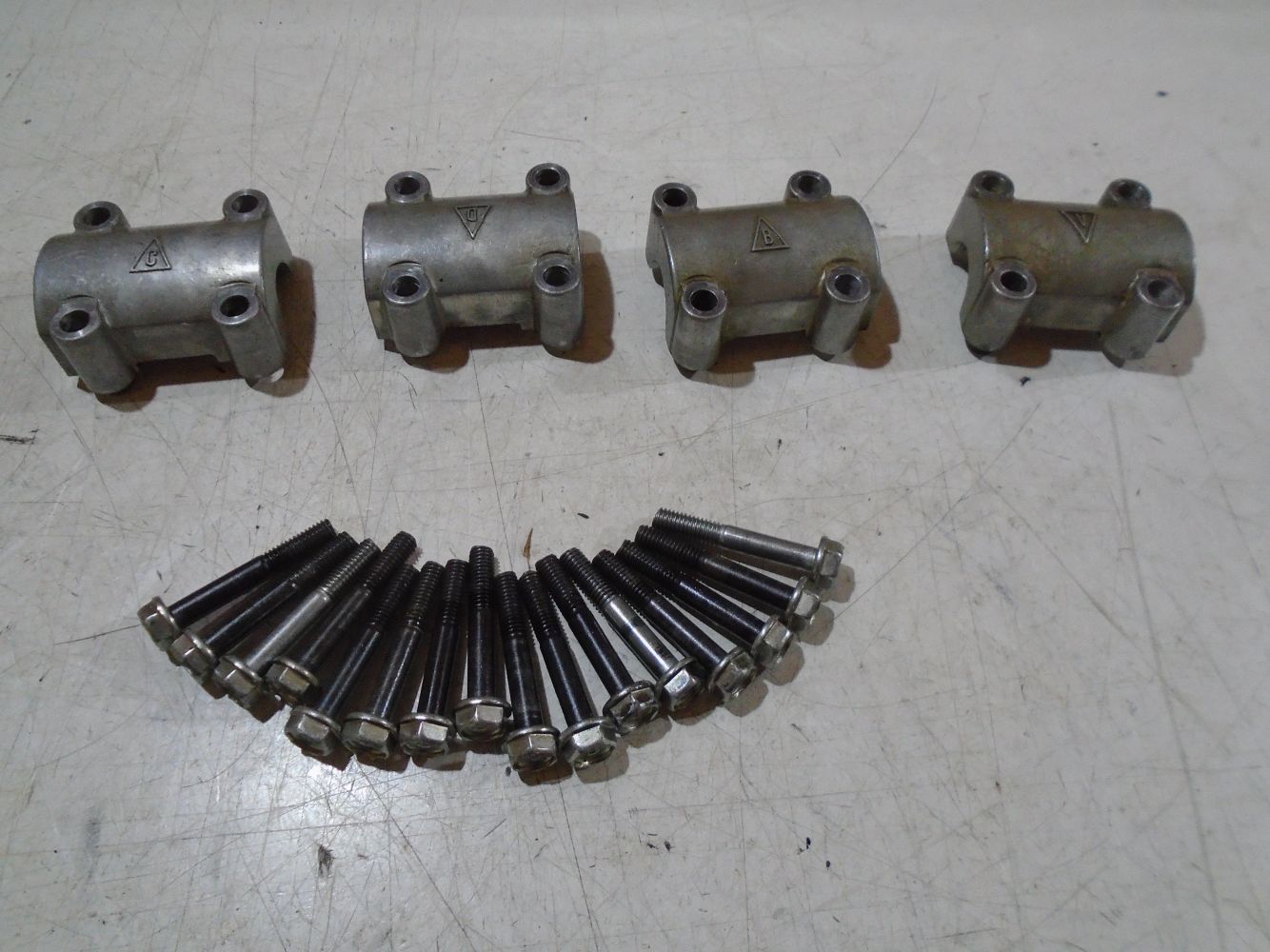 Suzuki GS850G Camshaft Clamps 