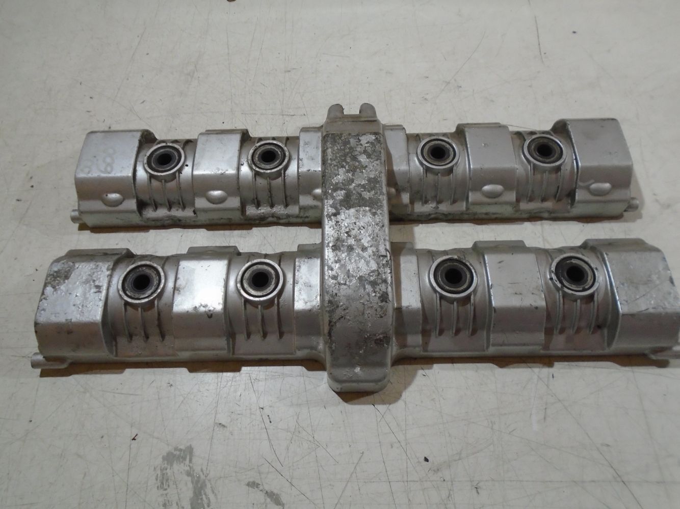 Yamaha FZS600 Fazer Engine Rocker Cover