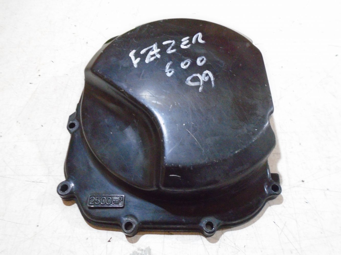 Yamaha FZS600 Fazer Engine Clutch Cover 