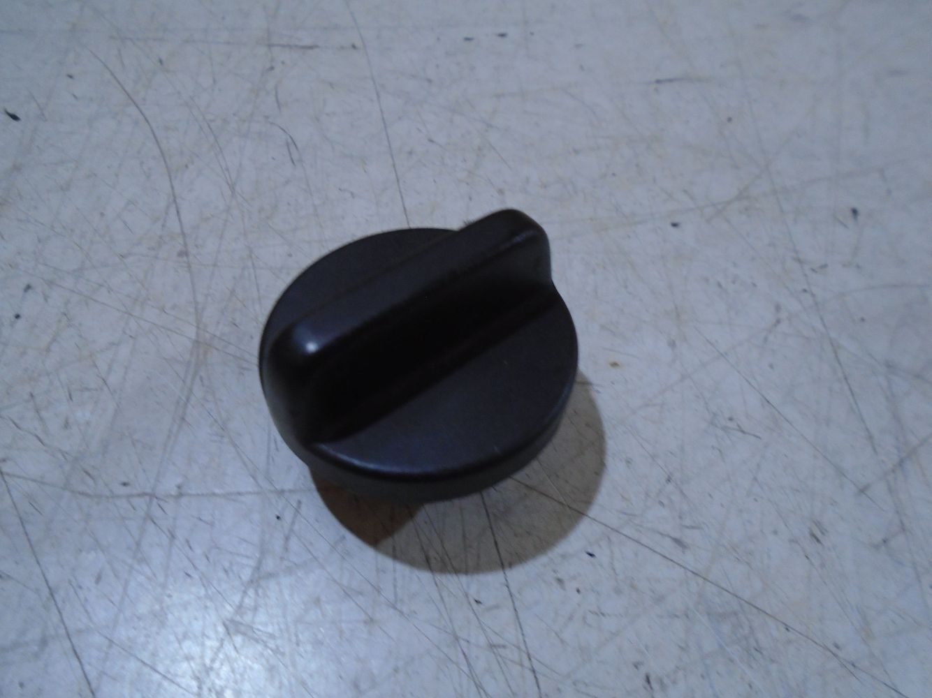 Yamaha FZS600 Fazer Engine Oil Filler Cap