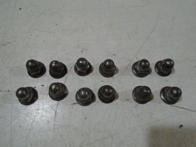 Yamaha XJ550 Engine Cylinder Head Nuts