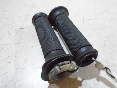 Yamaha XJ550 Grips & Throttle Sleeve