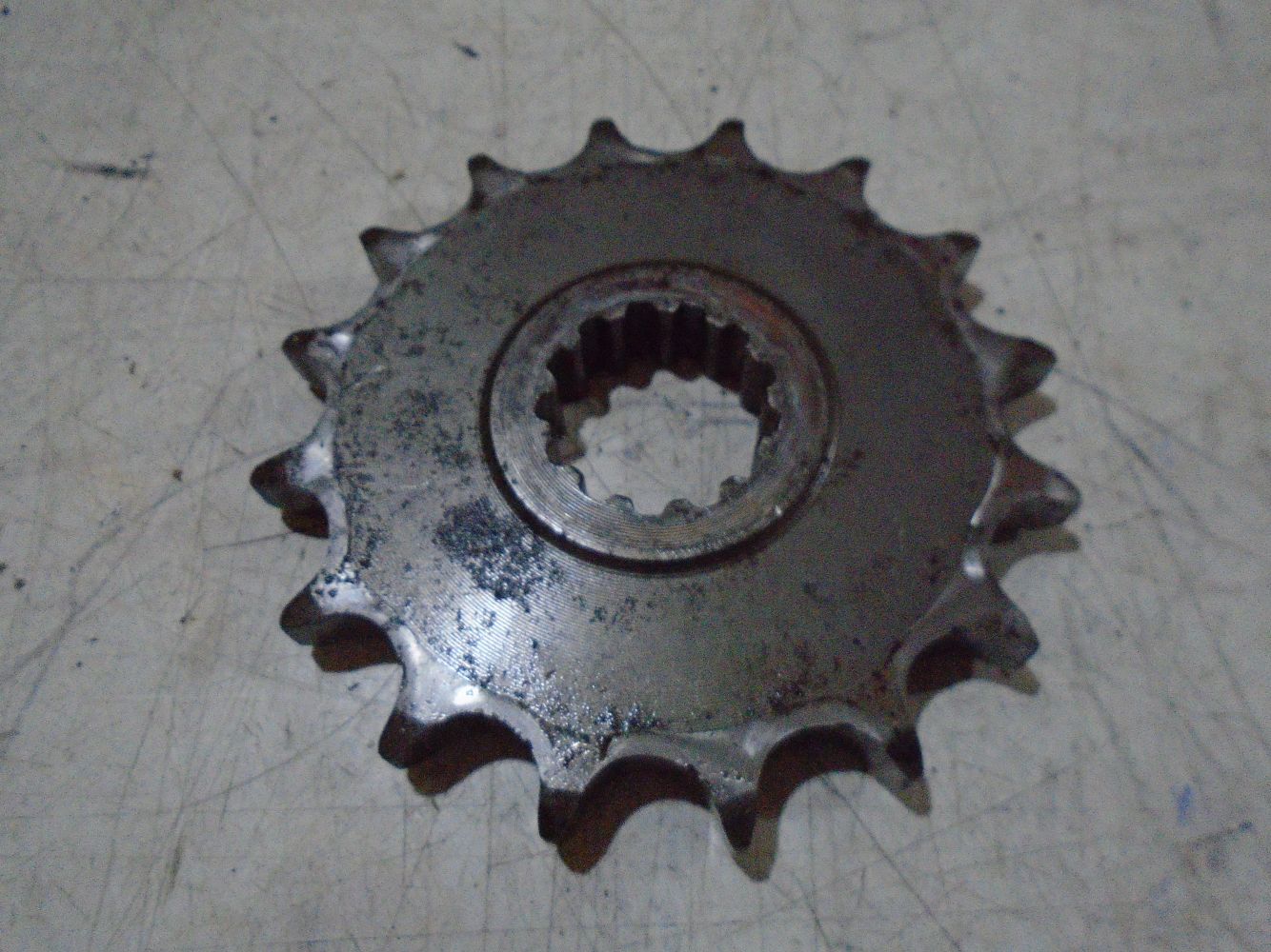 Yamaha FZR1000 Front Sprocket