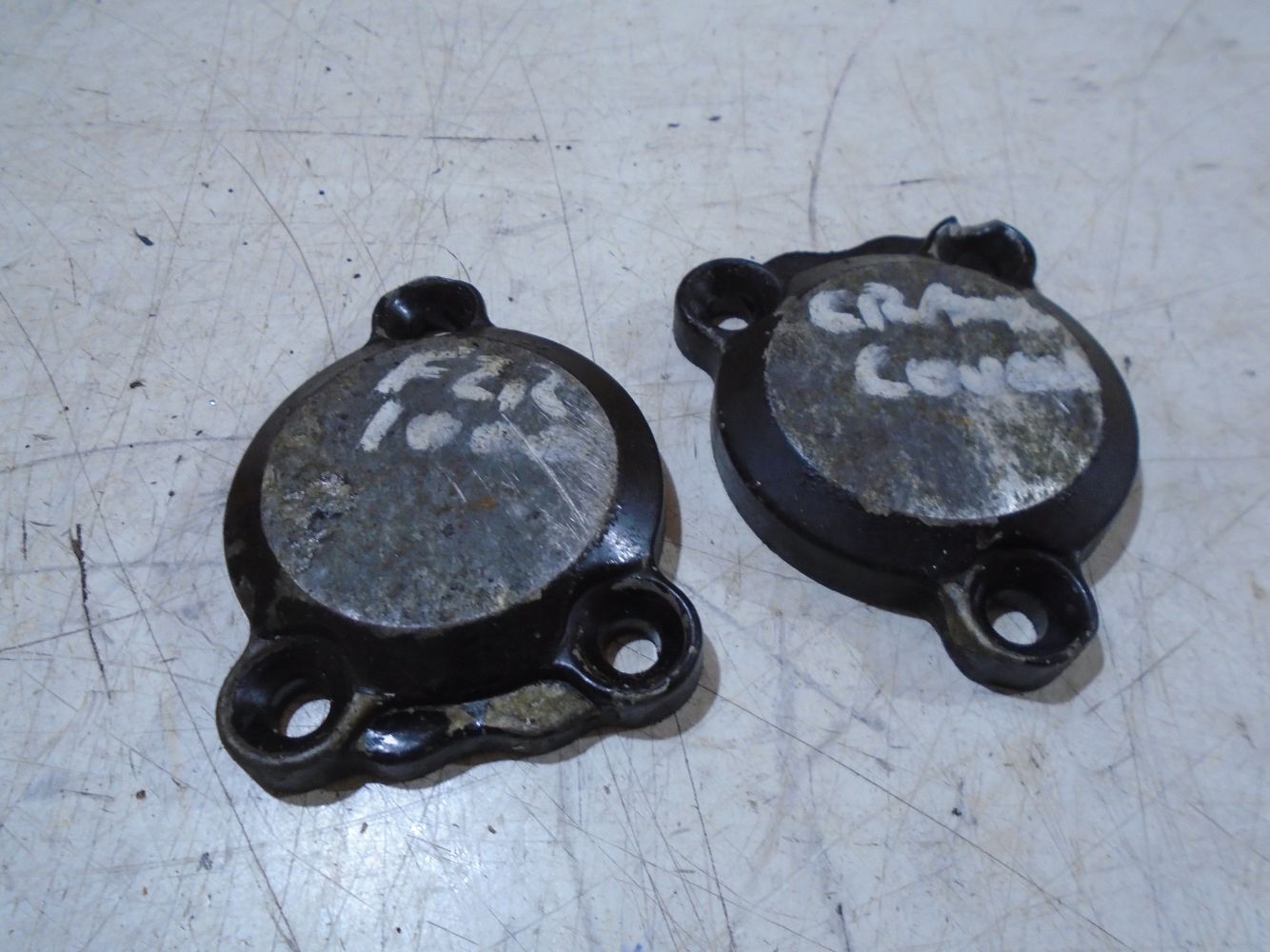 Yamaha FZR1000 Engine Crank Cover Caps