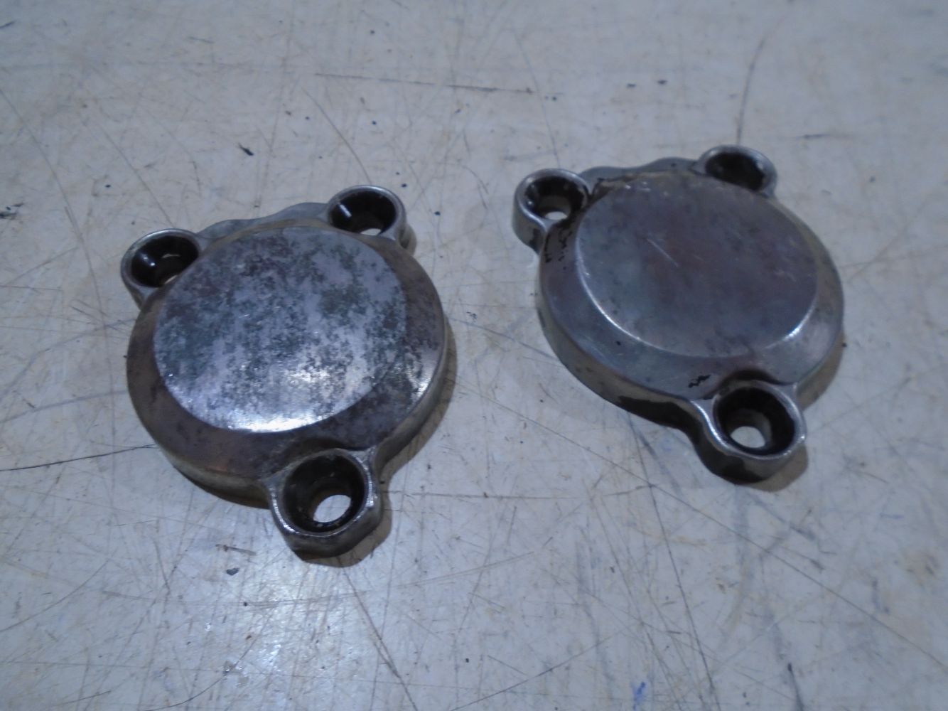 Yamaha FZR1000 Engine Crank Cover Caps