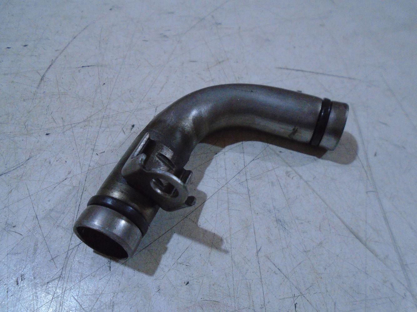 Yamaha FZR1000 Engine Oil Pump Pipe