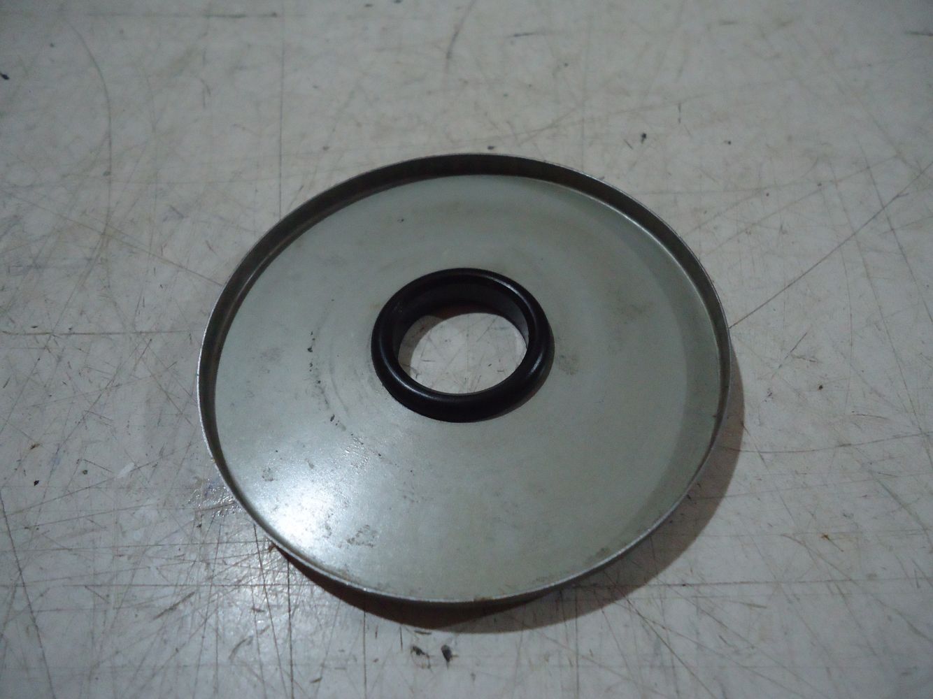 Yamaha XJ750 Maxim Oil Filter Cup Seat