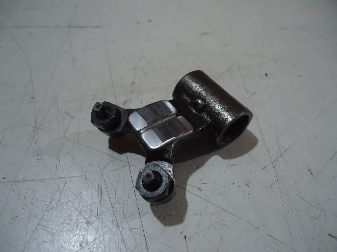 Suzuki GSX750E Engine Valve Rocker Arm