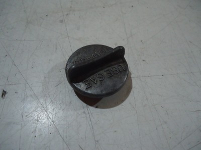 Suzuki GS550E Engine Oil Filler Cap