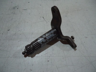 Suzuki GS550E Rear Brake Pivot Spline